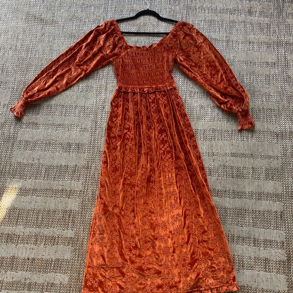 Elegant Orange Smocked Dress - Picture 3 of 7